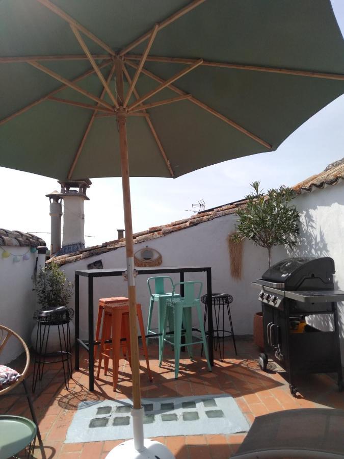 Maison De Village Familiale Pont Du Gard, Toit Terrasse, Barbecue, Fibre Vers Pont du Gard Luaran gambar